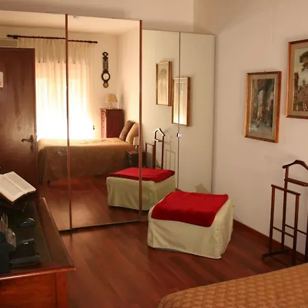 Lägenhet 5 Metro Stop Colosseum *